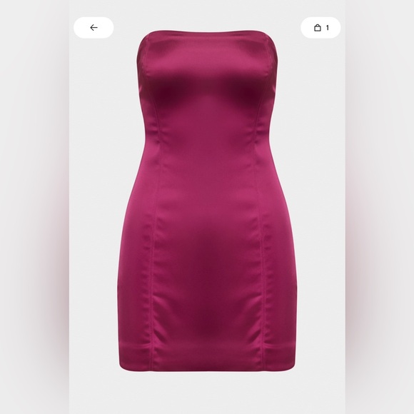 Aritzia Dresses & Skirts - Red dress